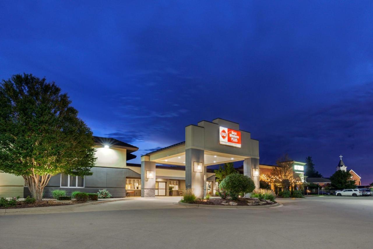 Best Western Plus Dubuque Hotel And Conference Center Exterior photo